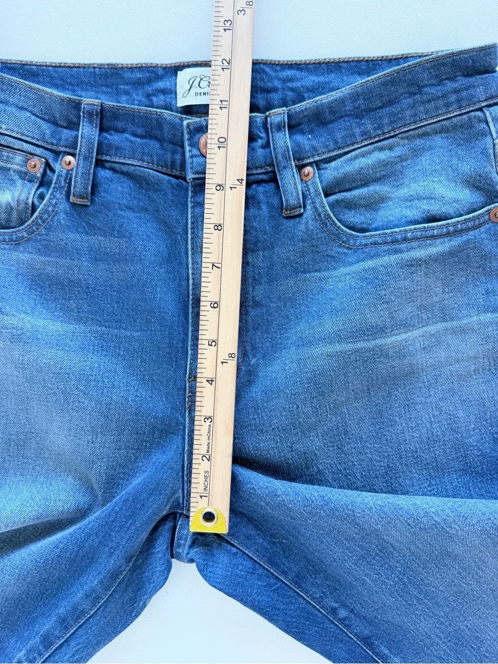 J.Crew Slim Boyfriend Jeans 28 Medium Wash Straight Leg Stretch Denim AQ823